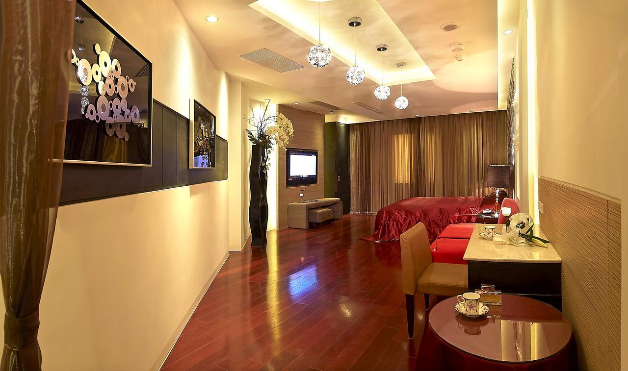 Qi Hai Motel Zhunan Esterno foto