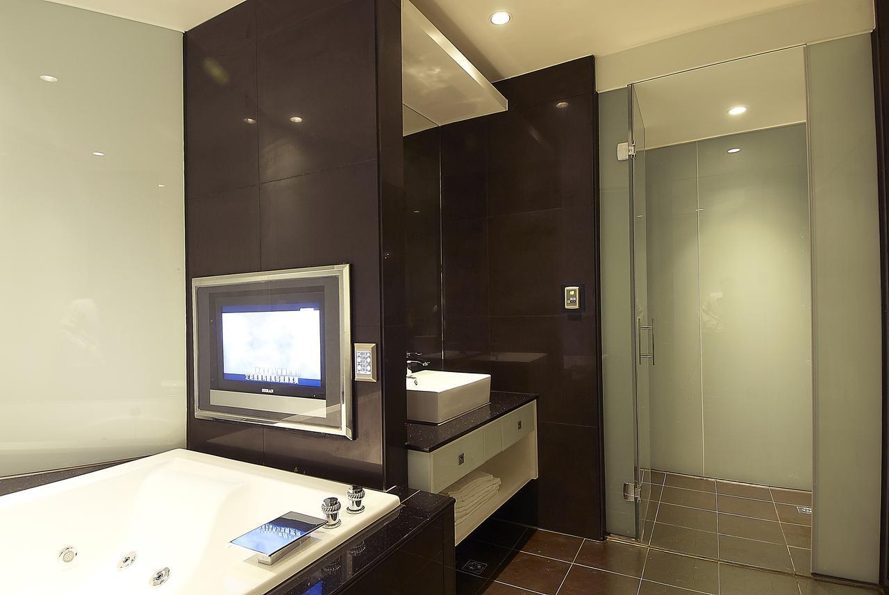 Qi Hai Motel Zhunan Esterno foto